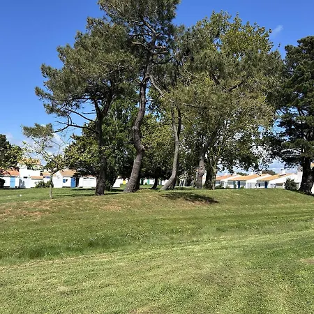 Holiday home Maison 2 Pieces Avec Mezzanine, Piscine Chauffee, Proche Mer, Parking Prive - - Fr-1-224a-7 Bretignolles-sur-Mer